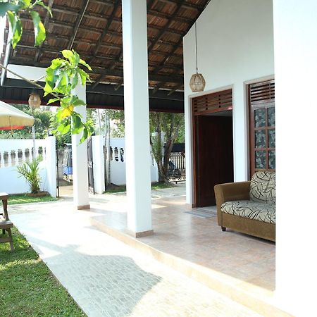 Coco Mango Hostel Dickwella Zewnętrze zdjęcie